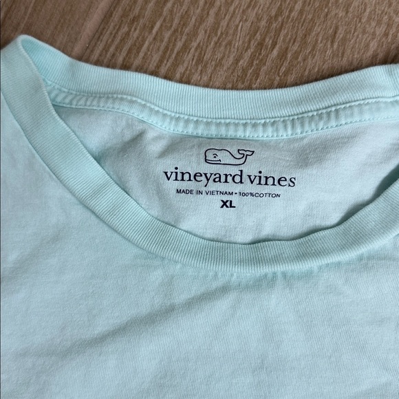 Vineyard Vines Men's Light Green Short Sleeve Tee - Picture 3 of 6
